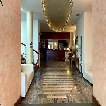 Miramonti Vincent Hotel 4*
